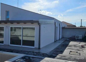 WhatsApp Image 2026-03-19 at 19.40.37 (2).jpeg - Villa Aci Bonaccorsi - foto 6