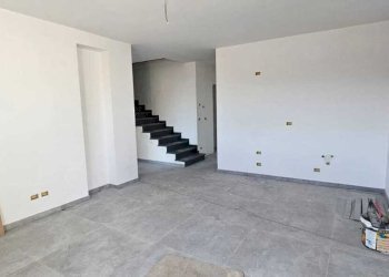 WhatsApp Image 2026-03-19 at 19.39.59 (5).jpeg - Villa Aci Bonaccorsi - foto 9