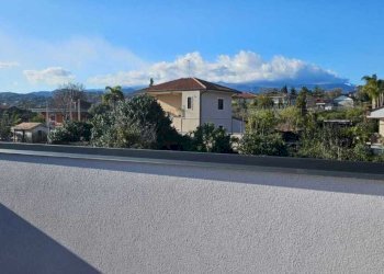 WhatsApp Image 2026-03-19 at 19.39.32 (3).jpeg - Villa Aci Bonaccorsi - foto 23