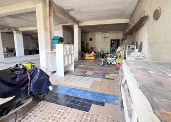 WhatsApp Image 2025-06-10 at 17.25.09 (3).jpeg - Capannone Gravina di Catania - foto 6