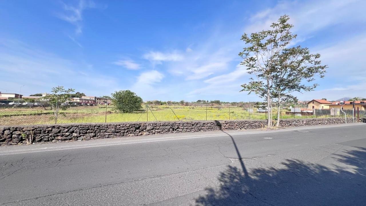 WhatsApp Image 2025-05-12 at 09.17.11 (2).jpeg - Agricultural land Tremestieri Etneo - photo 2