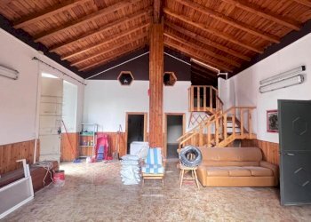 WhatsApp Image 2025-03-07 at 11.21.14 (3).jpeg - Villa Ragalna - foto 1