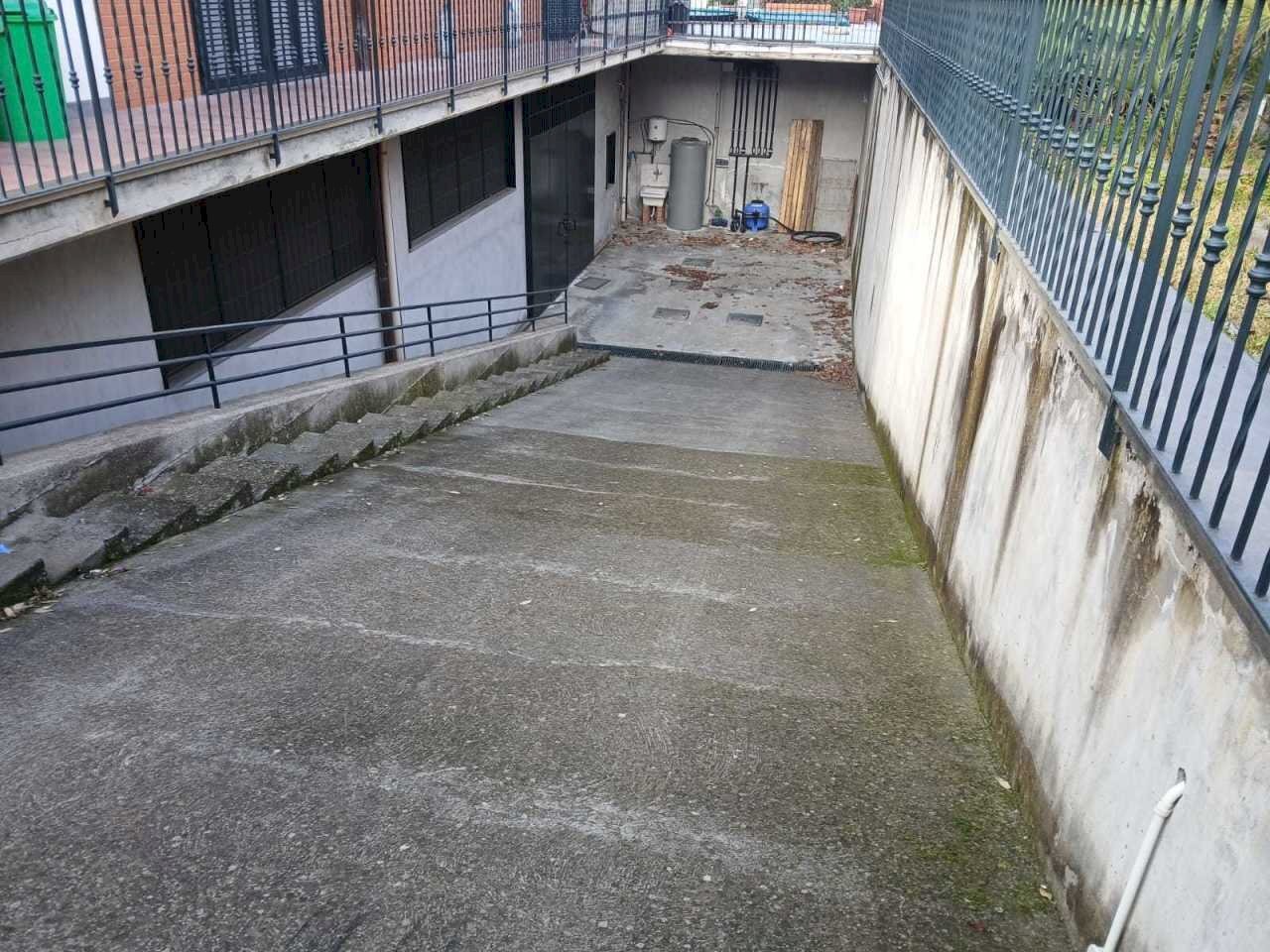 WhatsApp Image 2025-01-20 at 10.24.00 (2).jpeg - Locale Commerciale Aci Bonaccorsi - foto 2