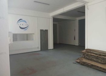 WhatsApp Image 2025-01-20 at 10.24.01 (2).jpeg - Locale Commerciale Aci Bonaccorsi - foto 7