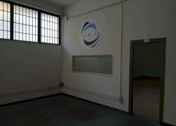 WhatsApp Image 2025-01-20 at 10.24.01 (3).jpeg - Locale Commerciale Aci Bonaccorsi - foto 8