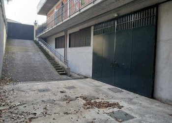 WhatsApp Image 2025-01-20 at 10.24.01 (6).jpeg - Locale Commerciale Aci Bonaccorsi - foto 11