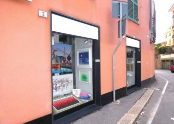 Vetrine - Locale Commerciale Via dei Mille, Genova - foto 3