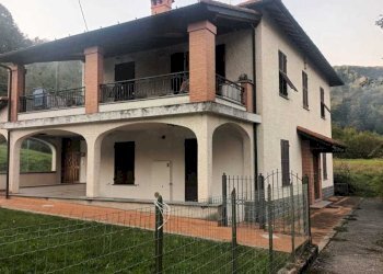 IMG-20251006-WA0022.jpg - Casa indipendente Via G. Mazzini 101, Ronco Scrivia - foto 2