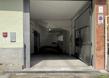 IMG_4149.JPG - Box Via Posalunga 68H, Genova - foto 1