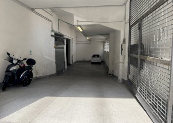 IMG_4140.JPG - Box Via Posalunga 68H, Genova - foto 5