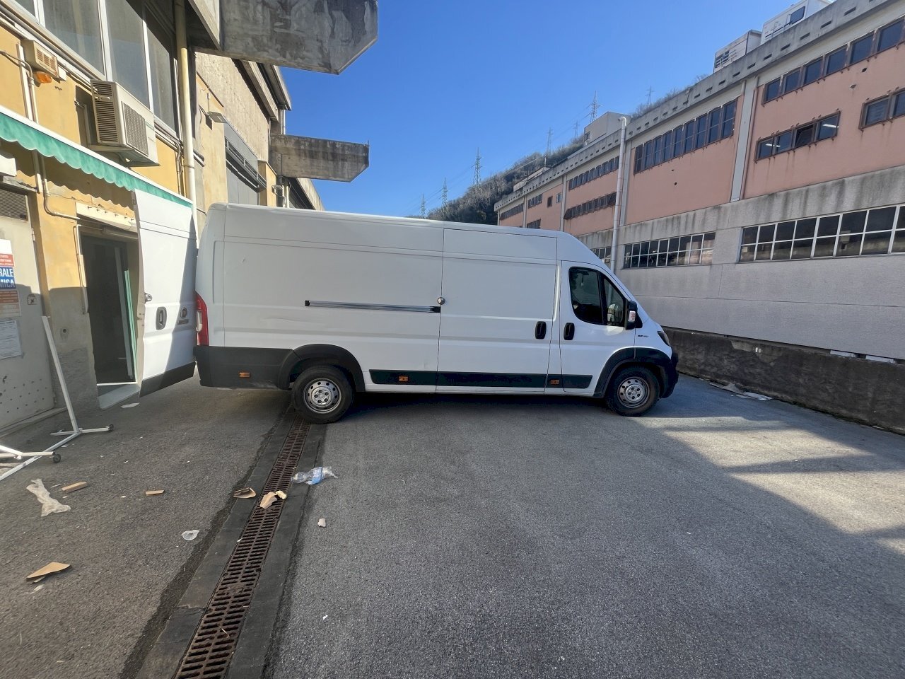 IMG_5635.JPG - Commercial Premises Via Gelasio Adamoli 241e, Genova - photo 3