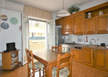 cucina.JPG - Appartamento Via Isonzo 16, Loano - foto 4