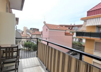 seconda balconata 2.JPG - Appartamento Via Isonzo 16, Loano - foto 13