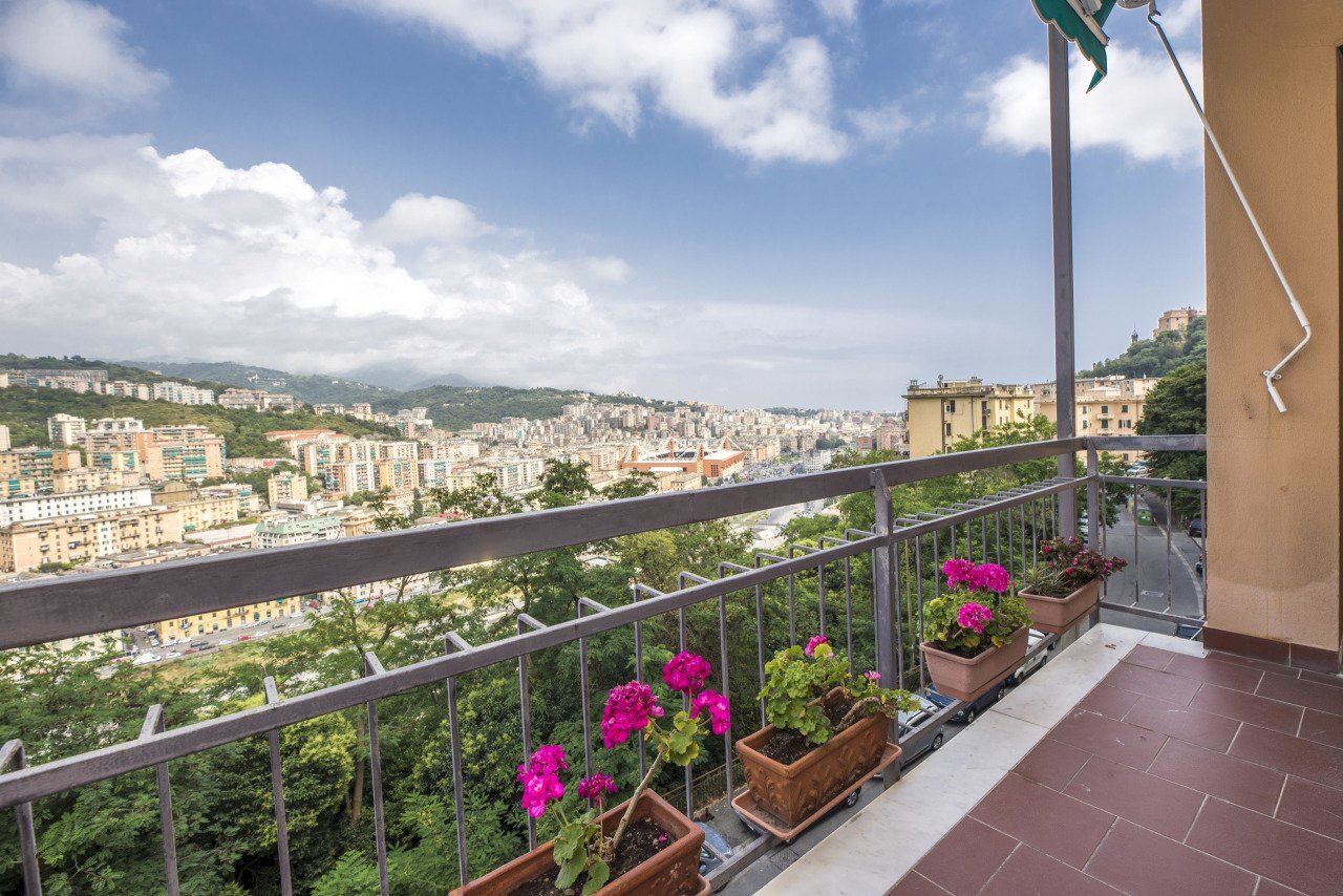 IMG_2122.jpg - Appartamento Via Antonio Burlando 16A, Genova - foto 2