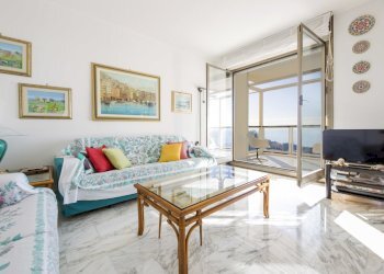 IMG_2589.jpg - Appartamento Via degli Iris 15, Genova - foto 4