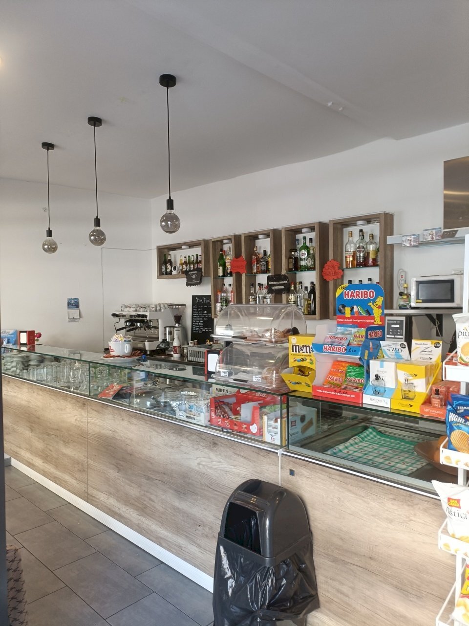 IMG20250723121645.jpg - Bar Tavola Calda - Fredda Via Cornigliano 76, Genova - foto 2