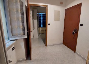 20250410_113706.jpg - Bilocale Vico del Papa 2, Genova - foto 10