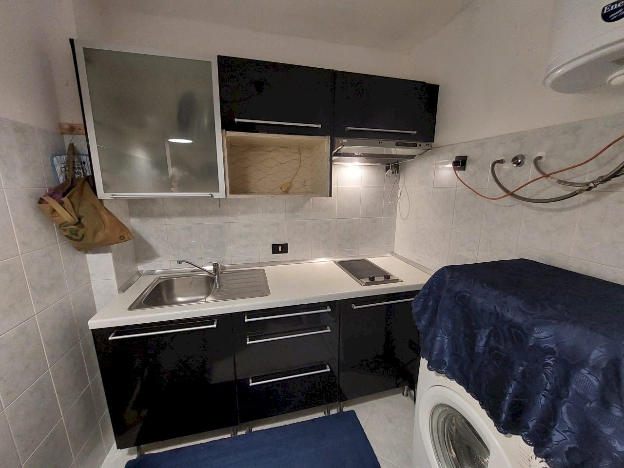 20250410_113617.jpg - Bilocale Vico del Papa 2, Genova - foto 2