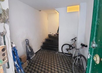 20250410_114136.jpg - Bilocale Vico del Papa 2, Genova - foto 10