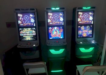 slot.jpg - Cafeteria - Cold Bar Piazza Guicciardini, Genova - photo 14