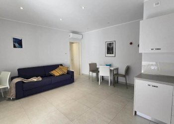 20250112_122218.jpg - Bilocale Via Amerigo Vespucci 9, Alassio - foto 2