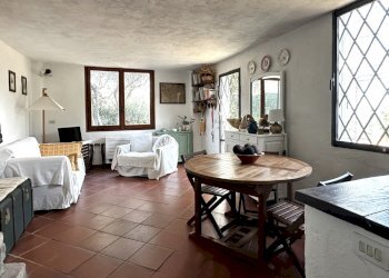 IMG_3965.jpeg - Rustico Via Madonna Della Neve, Diano Castello - foto 16