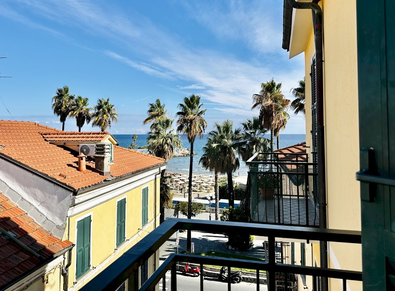 IMG_4177.jpeg - Bilocale via cairoli 5, Diano Marina - foto 1