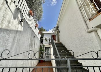 IMG_3208.jpeg - Villa a Schiera Via San Benedetto 4, Diano Arentino - foto 4