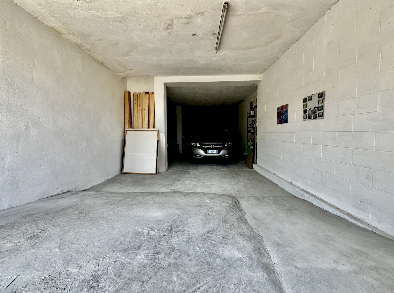 IMG_2082.jpeg - Box Via A. San Novaro, Diano San Pietro - foto 2