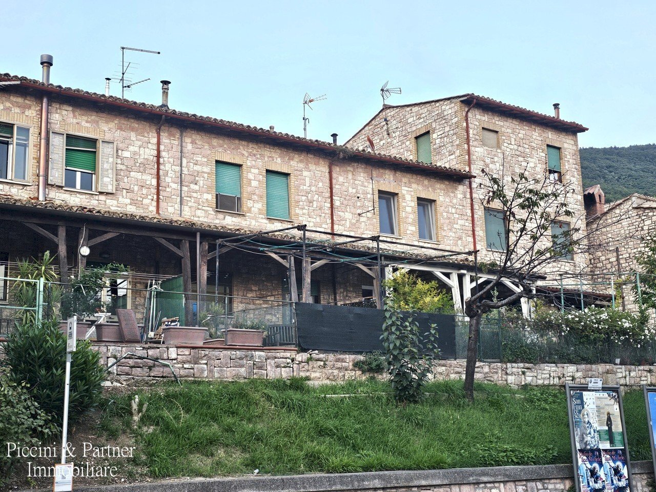 02.jpg - Villa a Schiera Via della Madonna dell'Olivo, Assisi - foto 2