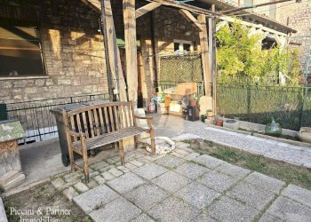 04.jpg - Villa a Schiera Via della Madonna dell'Olivo, Assisi - foto 4