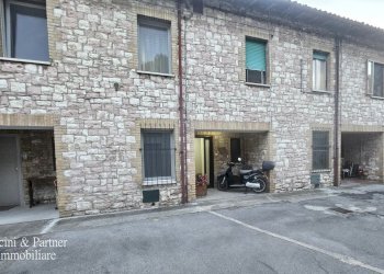 05.jpg - Villa a Schiera Via della Madonna dell'Olivo, Assisi - foto 5