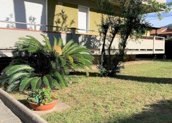 01.jpg - Appartamento Via Magliano 15, Massa - foto 1