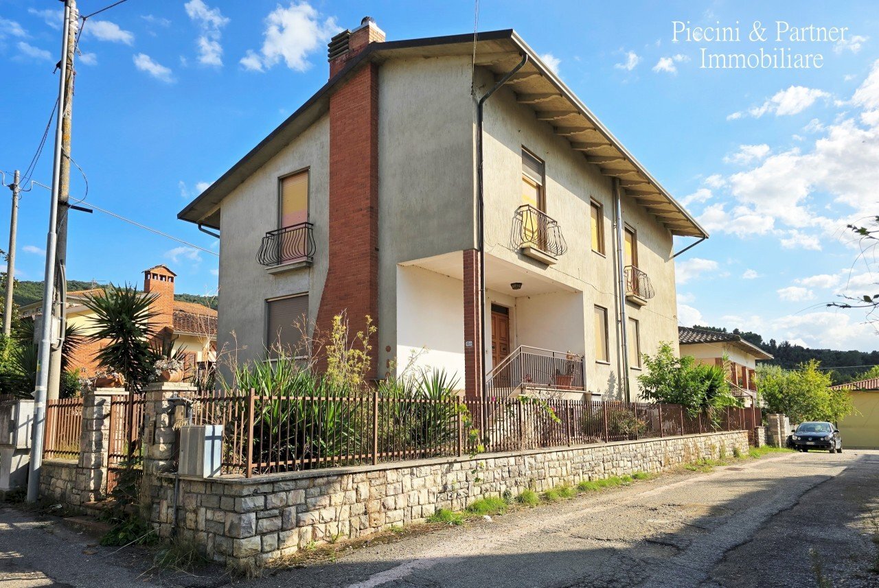 01.jpg - Villa Via Baldami 12/A, Magione - foto 1