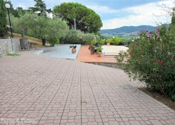 04.jpg - Villa Via Marzabotto 11, Magione - foto 4