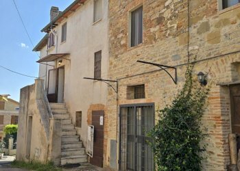 01.jpg - Terratetto - Terracielo Via delle Messi, Magione - foto 1