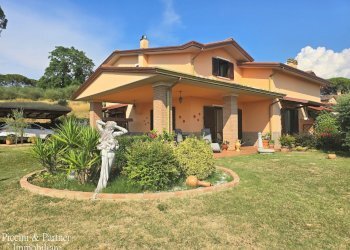 01.jpg - Independent house Via Chiorri 42, Perugia - photo 1