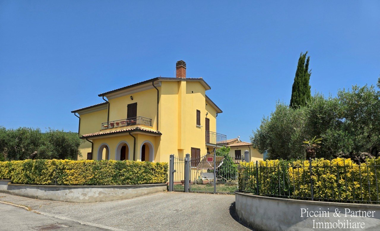01.jpg - Villa Via delle Vigne, Tuoro sul Trasimeno - foto 1