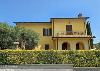 02.jpg - Villa Via delle Vigne, Tuoro sul Trasimeno - foto 2