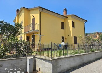 03.jpg - Villa Via delle Vigne, Tuoro sul Trasimeno - foto 3