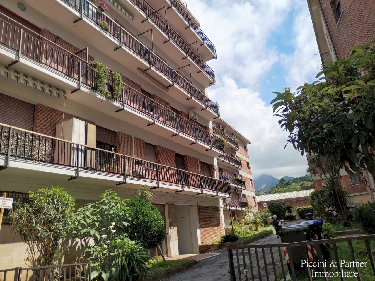 02.jpg - Attico Viale XX Settembre  5, Carrara - foto 2