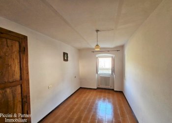 20.jpg - Porzione di casa Via dell'Assino Camporeggiano 19, Gubbio - foto 21