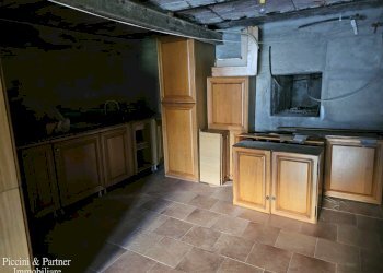 27.jpg - Porzione di casa Via dell'Assino Camporeggiano 19, Gubbio - foto 28