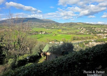 01.jpg - Portion of a house Via Pinturicchio 15, Corciano - photo 1