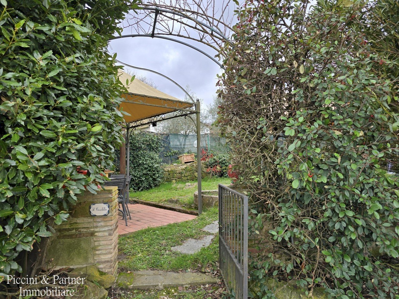 02.jpg - Porzione di casa Montalbano 40, Città di Castello - foto 2