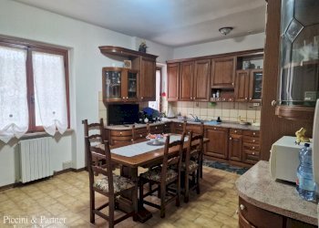 07.jpg - Casa indipendente Viale Ranchi 2, Umbertide - foto 7