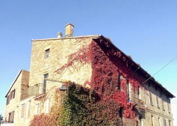 01.jpg - Loft Via Cenaioli, Magione - foto 1