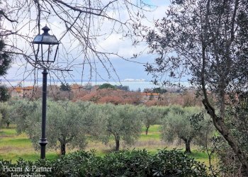 24.jpg - Loft Via Cenaioli, Magione - foto 24