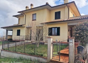 01.jpg - Porzione di casa Via Fioretti, Castiglione del Lago - foto 1