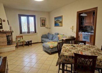 09.jpg - Porzione di casa Via Fioretti, Castiglione del Lago - foto 9